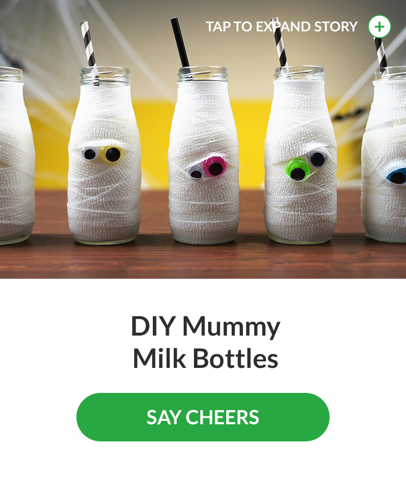 Spook up your party table with these simple and silly mummy milk bottles that double as party favors. SAY CHEERS!