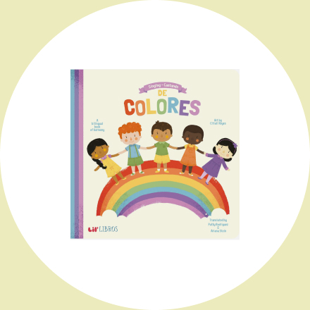 Lil’ Libros Singing - Cantando De Colores